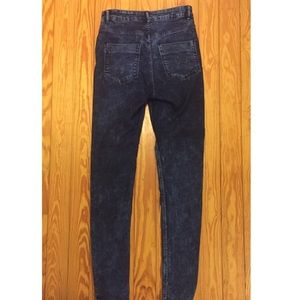 Divided Jeans - High Rise, Like New Dark Jeans Divided Jeans - High Rise, Like New Dark Jeans